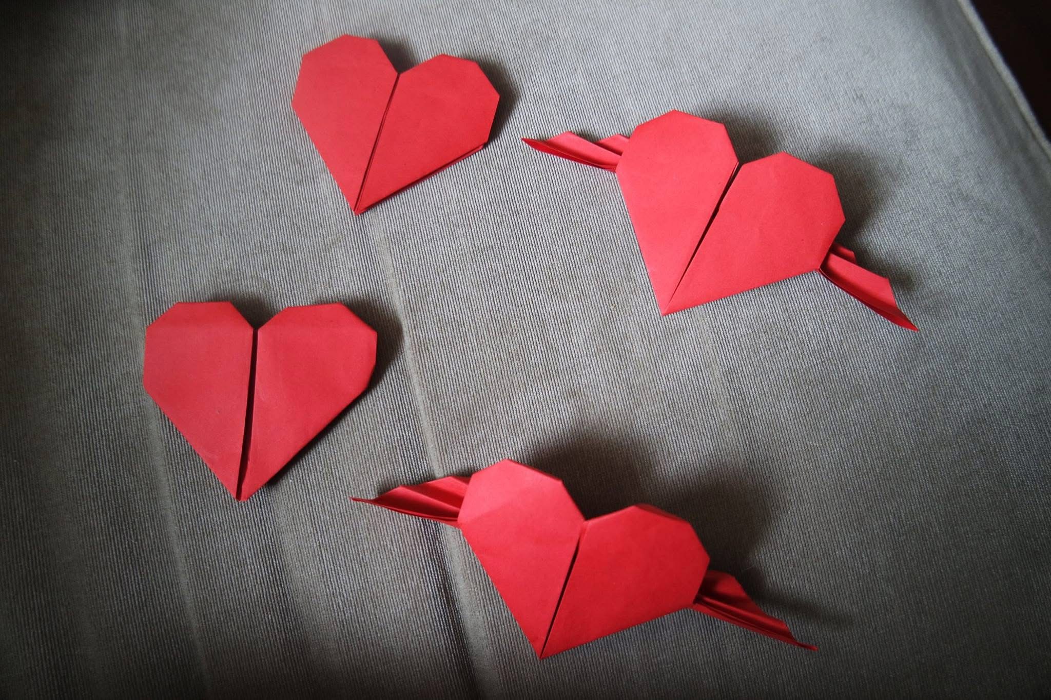 Multiple Red Hearts with Arrows
